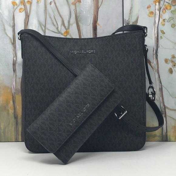 Michael Kors Handbags - Nwt Michael Kors Bundle Of 2 items